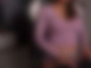 Live cam show with LaraSimon - Bush on Camsoda