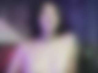 Live cam show with Hottie Ayleen - Nipples on studioflirtlive.com
