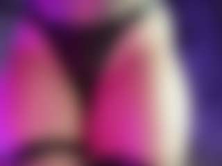 Hottie Ayleen's Live Sex Cam Show