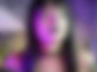 Live cam show with Hottie Ayleen - Tease on Camsoda