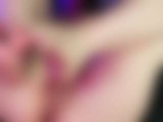 Hottie Ayleen's Live Sex Cam Show