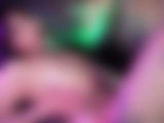 Live cam show with Hottie Ayleen - Oil on Camsoda