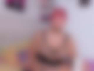 Live cam show with Hayden-Howland - Tease Red Hair on Livezox