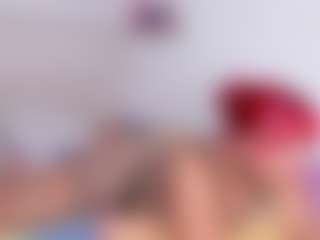 Live cam show with Hayden-Howland - Body Massage on UwU Esports