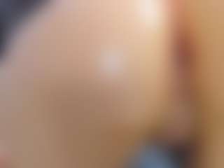 Live cam show with SarayRoyse - Solo on Dolls Live