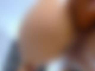 Live cam show with SarayRoyse - Small Tits on CamClone