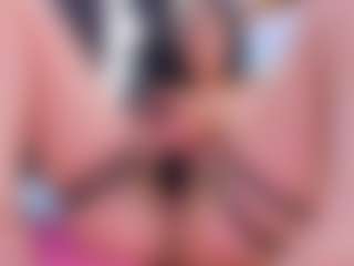 Live cam show with SarayRoyse - Young Adult on CamSodaAdn