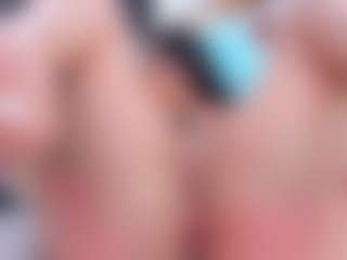 Live cam show with SarayRoyse - Solo on Camsoda