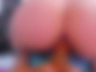 Live cam show with SarayRoyse - Solo on AdultVida.com