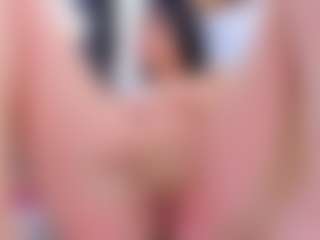 Live cam show with SarayRoyse - Petite on Camsoda
