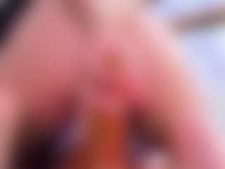 Live cam show with SarayRoyse - Solo on madthumbs