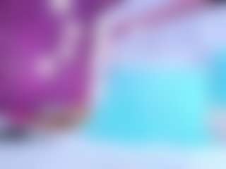 Live cam show with SarayRoyse - Teen (18+) on Camsoda