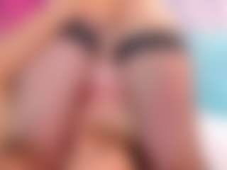 Live cam show with SarayRoyse - Petite on SinfulBabes