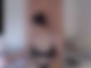 sweetdesires's Live Sex Cam Show