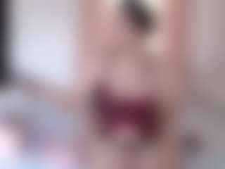 sweetdesires's Live Sex Cam Show