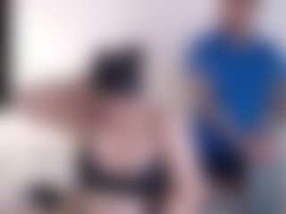 sweetdesires's Live Sex Cam Show