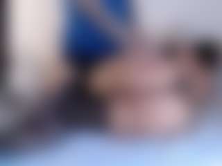 sweetdesires's Live Sex Cam Show