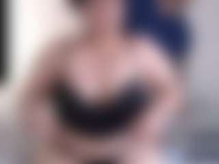sweetdesires's Live Sex Cam Show