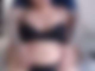 sweetdesires's Live Sex Cam Show