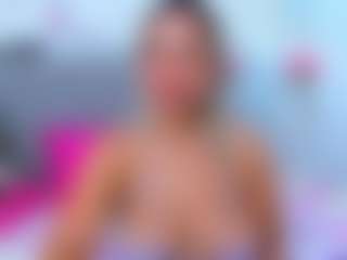taste-biigass's Live Sex Cam Show