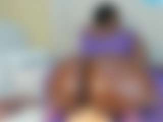 Live cam show with CinnamonG - Drinking on Big Tits
