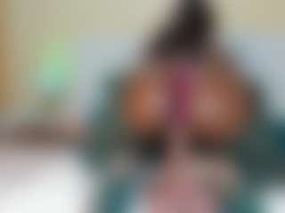 CinnamonG's Live Sex Cam Show