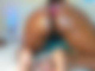 CinnamonG's Live Sex Cam Show