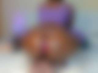 CinnamonG's Live Sex Cam Show