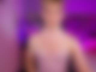 Live cam show with Danttee - Blowjob on Camsoda