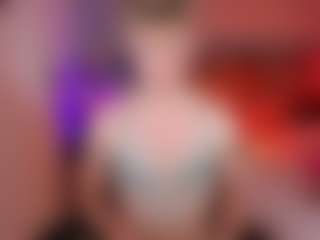 Live cam show with Danttee - Brown Eyes on Fling VIP Chat