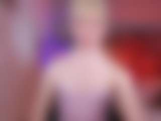 Live cam show with Danttee - Blowjob on Camsoda