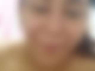 Live cam show with karlapum - Ebony on LiveSexCams6