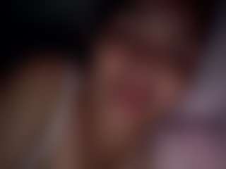 Live cam show with karlapum - MILF on CamSodaAdn