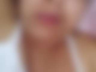 Live cam show with karlapum - Tease on Camming Site