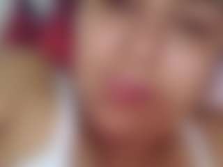 Live cam show with karlapum - MILF on makecum.org