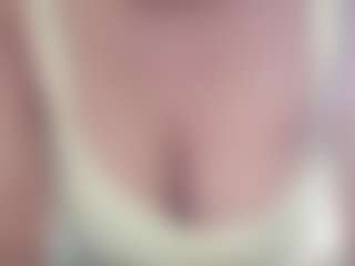 karlapum's Live Sex Cam Show