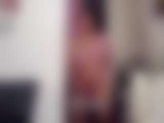 Live cam show with karlapum - Wet on Mixed Magazine Live