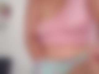 Live cam show with karlapum - Squirt Curvy on LiveSexCams6