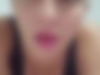 Spettacolo in cam dal vivo con karlapum - Brown Eyes Curvy su Camsoda