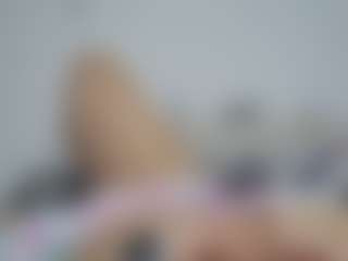 Live cam show with karlapum - Flashing on liverealitysex.com