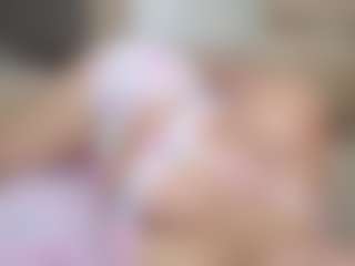 Live cam show with karlapum - Flashing on Milfs Live