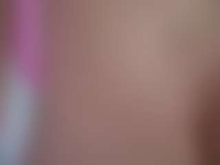 Live cam show with karlapum - Lovense MILF on livesuperchat.net