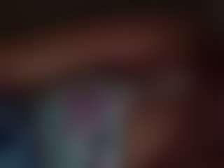 Live cam show with karlapum - Curvy MILF on Camsoda