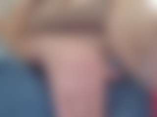 Live cam show with karlapum - Tease Toys on Camsoda
