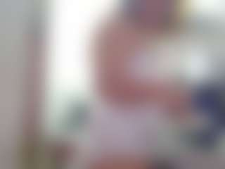 Live cam show with karlapum - Spanish MILF on x69.live | colombia