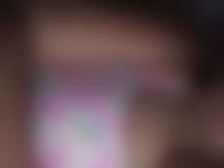 karlapum MILF webcam performer live streaming