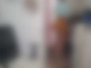 Live cam show with karlapum - Curvy MILF on Milfs Live