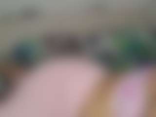 karlapum MILF webcam performer live streaming