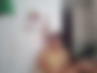 Live cam show with karlapum - Sexwebcam Curvy on xxxlivecams.org