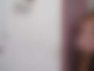 karlapum MILF webcam performer live streaming